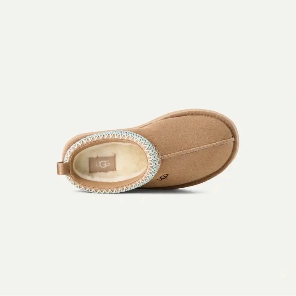 Size 4-Brand New UGG Tazz Big Kids Slipper Sand 1143776K-SAN - Picture 6 of 7